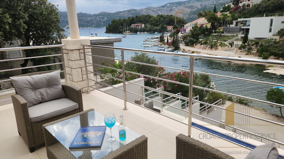 Luxury villa with a private pool, first row to the sea on the island of Korčula!